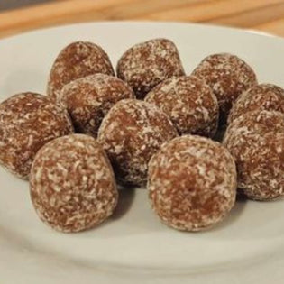  No Bake Apple and Coconut Balls - RunFaster